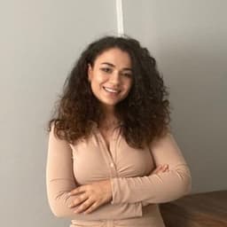 Hülya Ç. profil fotoğrafı