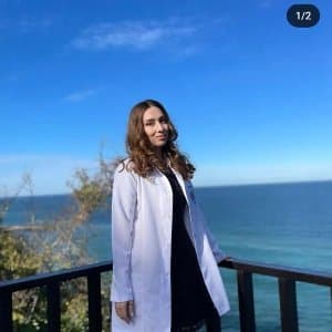 İlayda Y. profil fotoğrafı