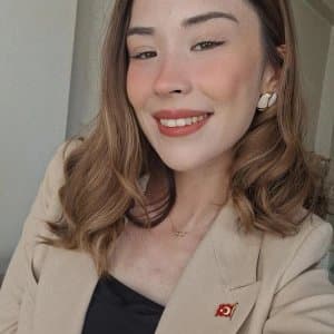 İlayda Y. profil fotoğrafı