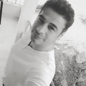 İlker Y. profil fotoğrafı