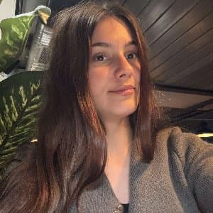 İlknur Ö. profil fotoğrafı