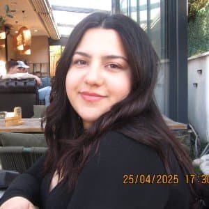 İpek Y. profil fotoğrafı