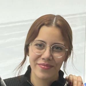 İpek Y. profil fotoğrafı