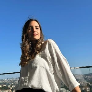İrem A. profil fotoğrafı
