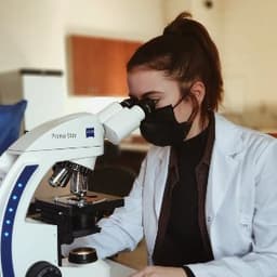 İrem A. profil fotoğrafı