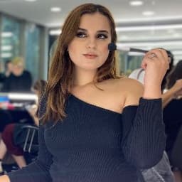 İrem T. profil fotoğrafı