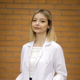 İrem Y. profil fotoğrafı