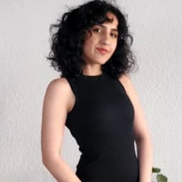 İzem C. profil fotoğrafı