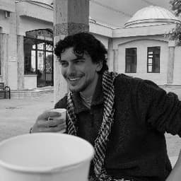 İzzet V. profil fotoğrafı