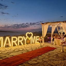 Loveday İ. profil fotoğrafı