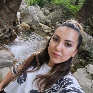 Melek Y. profil fotoğrafı
