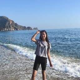 Melek N. profil fotoğrafı