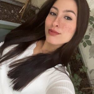 Melek Y. profil fotoğrafı