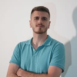 Melih A. profil fotoğrafı