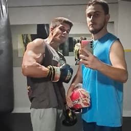Melih Y. profil fotoğrafı