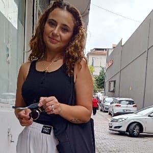 Mine Ö. profil fotoğrafı