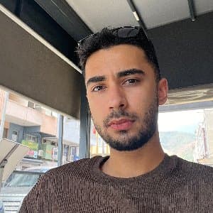 Miraç K. profil fotoğrafı