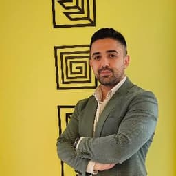 Miraç U. profil fotoğrafı