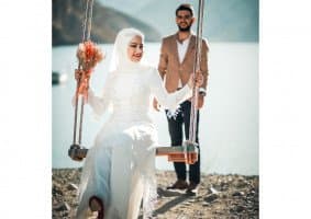 Monokrom F. profil fotoğrafı