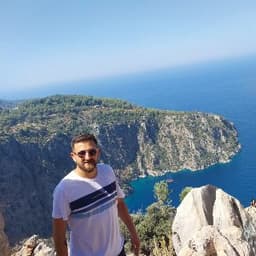 Naim B. profil fotoğrafı