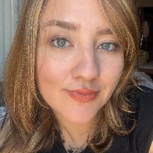 Nazlı B. profil fotoğrafı