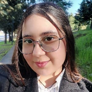 Nihal G. profil fotoğrafı