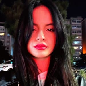 Nisa İ. profil fotoğrafı