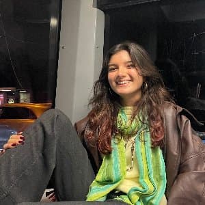 Nora G. profil fotoğrafı