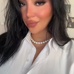 Nur G. profil fotoğrafı