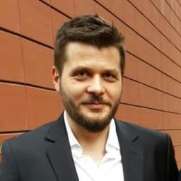 Oktay Ö. profil fotoğrafı