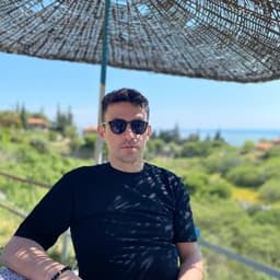Ömer K. profil fotoğrafı