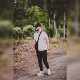 Onur M. profil fotoğrafı