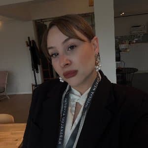 Özge K. profil fotoğrafı