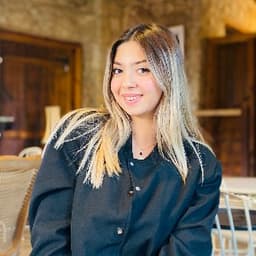 Özge K. profil fotoğrafı