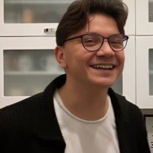 Özgür Ç. profil fotoğrafı