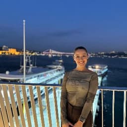 Pınar B. profil fotoğrafı