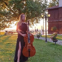 Piyano Ö. profil fotoğrafı