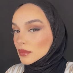 Ravza Ö. profil fotoğrafı