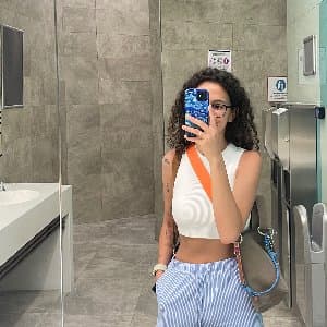 Ruveyda Ü. profil fotoğrafı