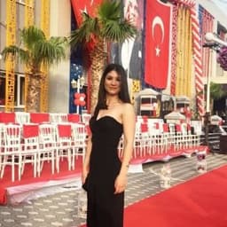 Şaire Ö. profil fotoğrafı