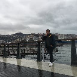 Savaş Y. profil fotoğrafı