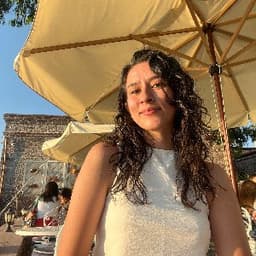 Sena T. profil fotoğrafı