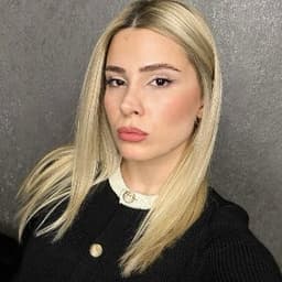 Senem Y. profil fotoğrafı