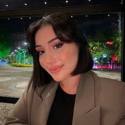 Şevval U. profil fotoğrafı