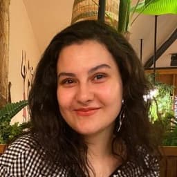 Şeymanur Ö. profil fotoğrafı