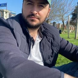 Suat A. profil fotoğrafı