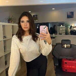 Sümeyye B. profil fotoğrafı