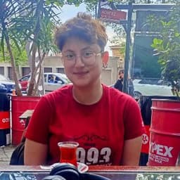 Suna S. profil fotoğrafı