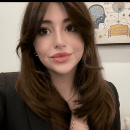 Tuğçe I. profil fotoğrafı