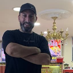 Ufuk T. profil fotoğrafı